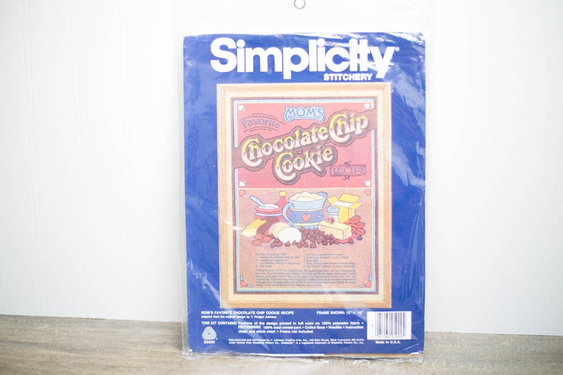 Vintage Crafts New in Package Simplicity Stitchery Kit Mom/'s Favorite Chocolate Chip Cookie Recipe