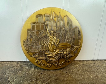 1983 New York Souvenir Token or Medallion - 3" - United States Souvenir Coin - Includes World Trade Center - K. Mager