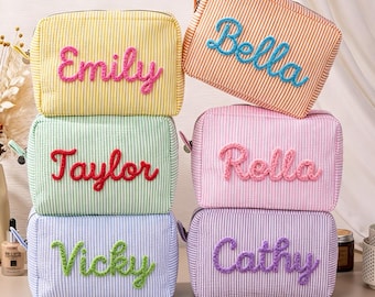 Personalized Seersucker Makeup Bag,Embroidery Bridesmaids Name Cosmetics Bag,Vacation Makeup Organizer,Bridal Shower Gift,Bachelorette Party