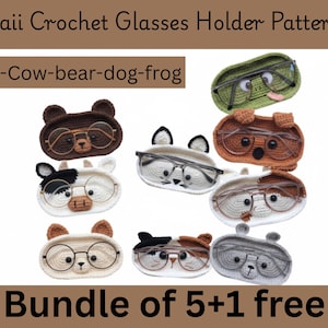 Op de afbeelding: Een verzameling handgemaakte gehaakte brillenkokers in verschillende dierenontwerpen, waaronder een kat, koe, beer, hond en kikker. Elke houder is ontworpen om op het gezicht van het dier te lijken. De tekst "Kawaii Crochet Glasses Holder Patterns" is zichtbaar. De afbeelding bevat ook de tekst "Bundle of 5+1 free".