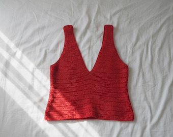 CROCHET PATTERN -Vintage 70s Halter Crochet Top Pattern (PDF Download)