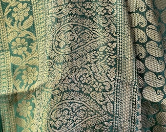 Green and Gold Sari  - Art Silk Saree Sari (5 m / 6 yds)