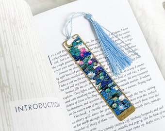 Claude Monet Lillies - metal bookmark with tassel