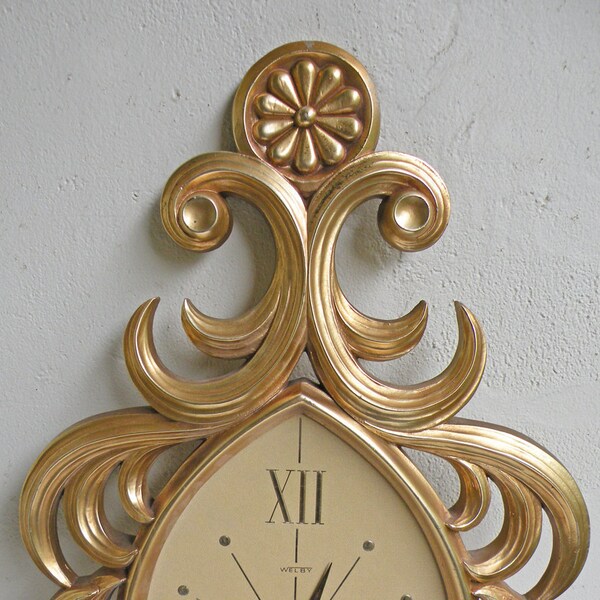 Stunning Gold Vintage Frame Welby Wall Clock POSSIBLY NOT WORKING