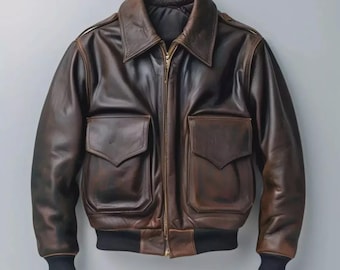 Giacca bomber in pelle marrone effetto invecchiato, stile vintage A-2 da aviatore.