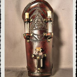 Leather bracer - Alchemist I - Brown -