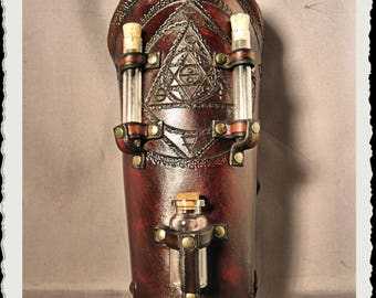 Brown leather bracer - Alchemist I