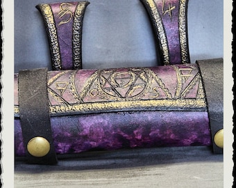 Estuche / funda / tubo de cuero para pergaminos - Alchemist - Púrpura -