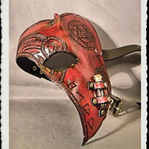 Red leather half mask Alchemist image 2