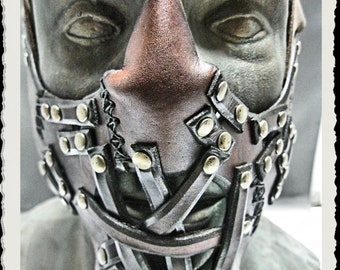 Leather mask  - Wild -