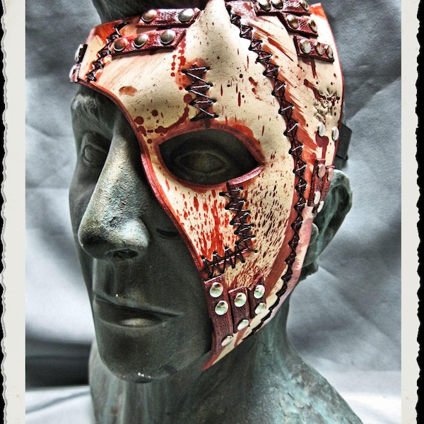 Leather half mask  - Flayed -
