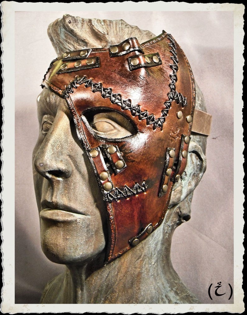 Leather half mask  Wild  image 1
