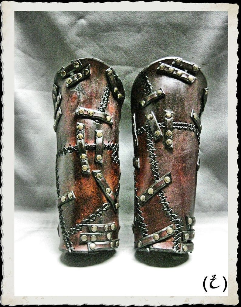 Leather bracers Wild image 3