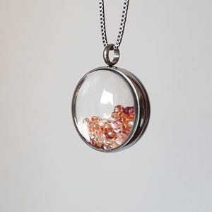 Round 30 mm Silver Locket Necklace, Personalized Shaker Style Pendant, Magnifying Empty Floating Glass Charm, Memorial Keepsake Medallion