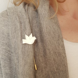 MOP Pearl Flying Bird Pin, Boho Chic Dove Brooch, Long Brass Vintage Pin for Sweaters, Coats  and Shawls