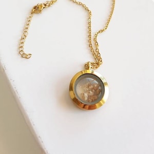 Gold Runde Andenken Medaillon Halskette, Shaker-Stil Floating-Glas Anhänger für Kristalle, Blumen, kleine Objekte, personalisierte Erinnerung Geschenkidee