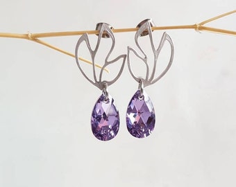 Purple Trendy Earrings with Statement Floral Studs, Swarovski Lilac Crystal Earrings, Bridal Wedding Jewelry, Bold Teardrop Flower Dangles