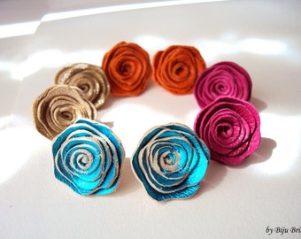 Boucles d'oreilles roses en cuir faites main, bijoux floraux colorés