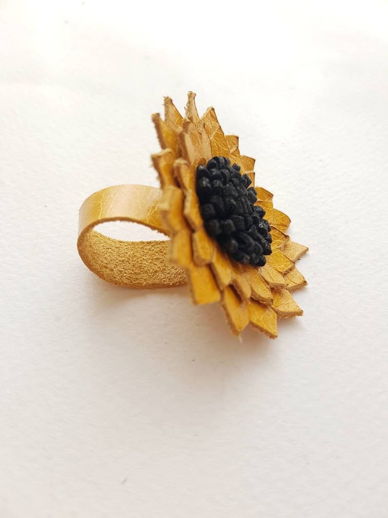 Statement Sunflower Ring, Leather Goods for Women, Summer Symbol Gift ...