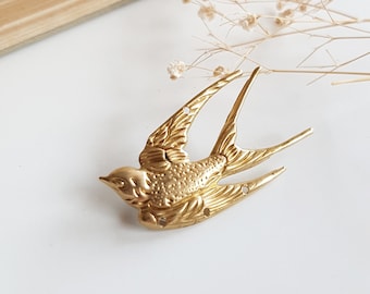 Brass Bird Brooch, Gold Swallow Pin for Shirts, Sweaters, Coat, Bird Lover Nature Lover Accessory, Flying Bird Brooch, Vintage Antique Brass