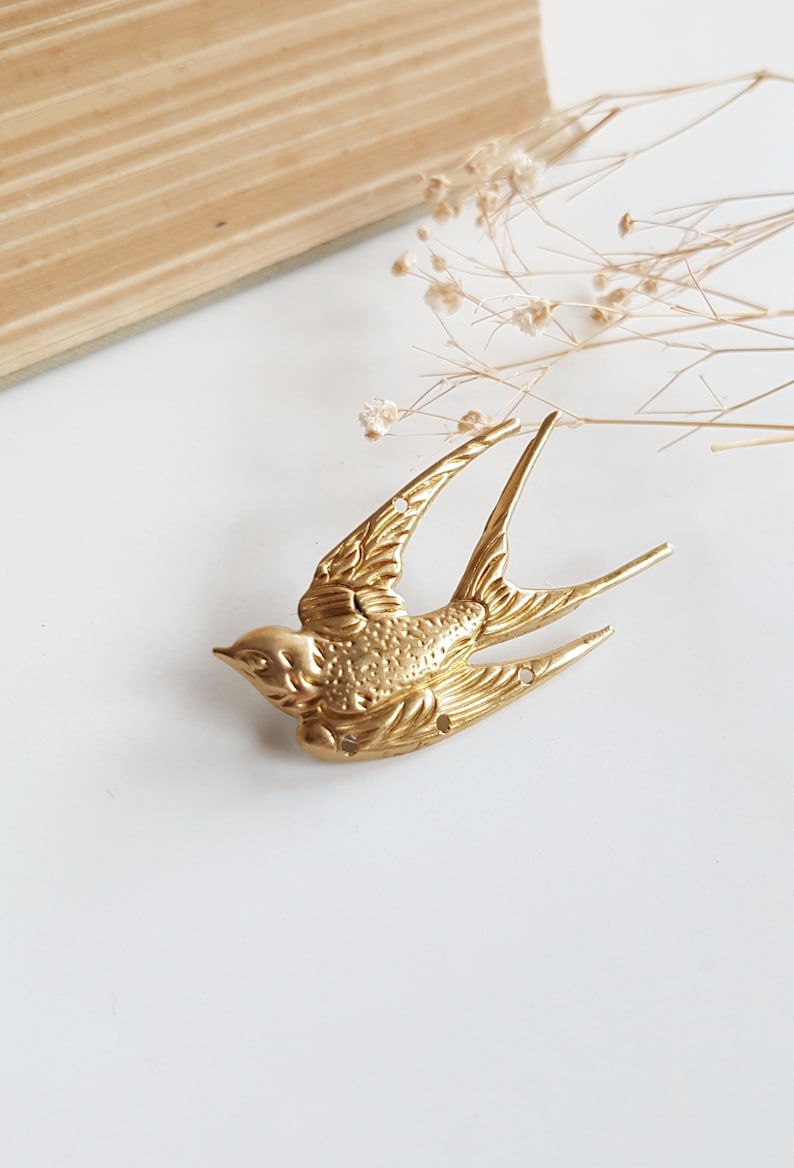 Brass Bird Brooch, Gold Swallow Pin for Shirts, Sweaters, Coat, Bird Lover Nature Lover Accessory, Flying Bird Brooch, Vintage Antique Brass image 1