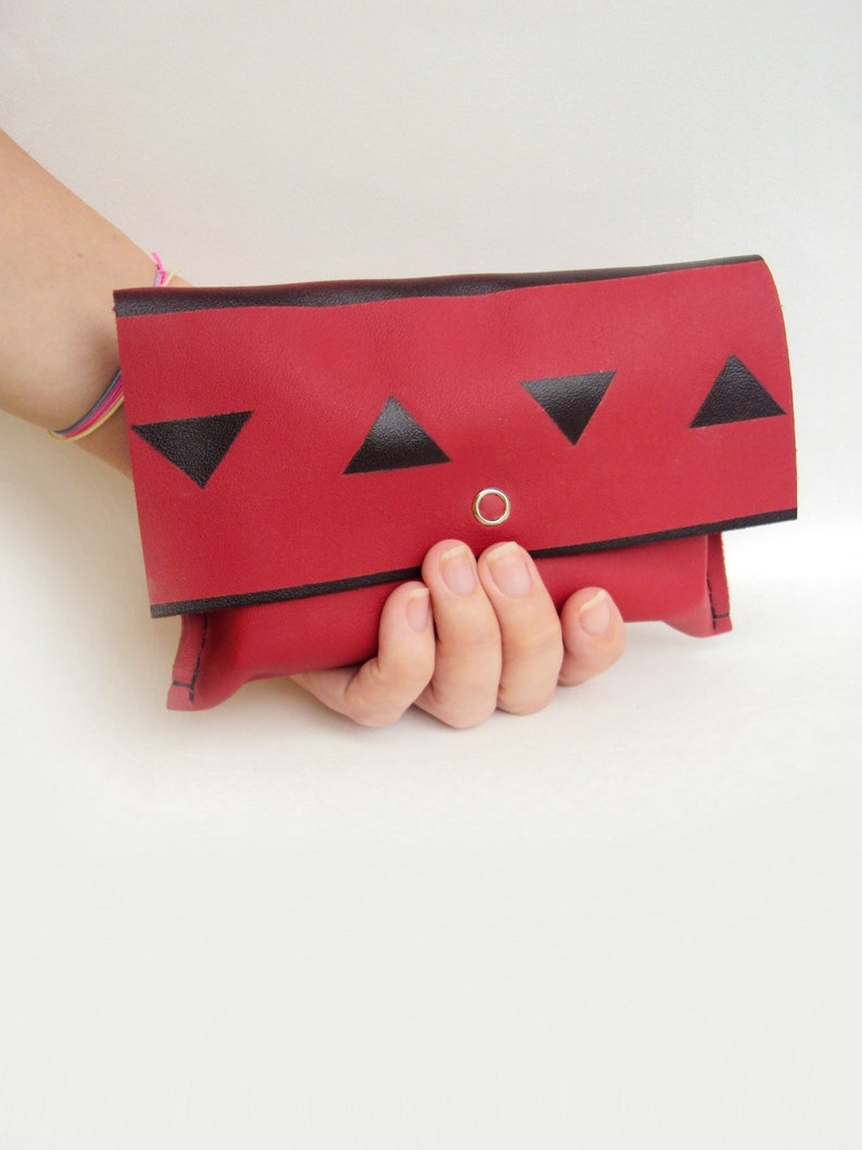 Cartera pequeña de cuero, neceser de cuero, neceser rojo, neceser, funda geométrica para teléfono, bolsa de viaje de cuero, regalo para mujer, cartera roja imagen 3
