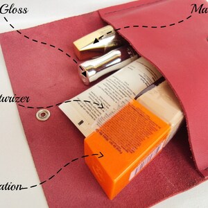 Cartera pequeña de cuero, neceser de cuero, neceser rojo, neceser, funda geométrica para teléfono, bolsa de viaje de cuero, regalo para mujer, cartera roja imagen 7