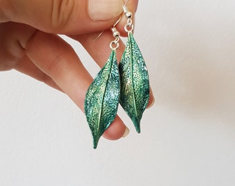 Green Textured Leaf Earrings, Forest Nature Lover, Twisted Sage Leaf Drops, Long Woodland Rustic Dangles, Cottagecore Boho Chic Fall Jewelry