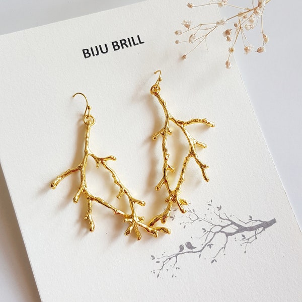 Gold Twig Earrings, Forest Branch Dangles, Woodland Metal Tree Charms, Forest Lover Gift, Rustic Nature Jewelry, Enchanted Antlers Pendant