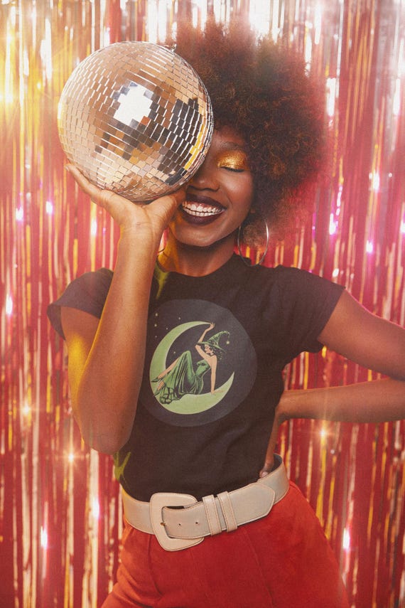 Vintage Pin Up Green Witch T-Shirt, Retro Halloween Shirt for Women