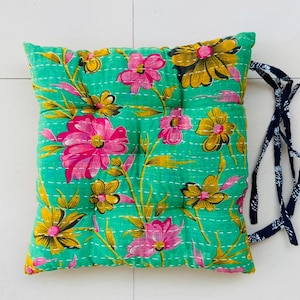Kantha Chair Pad -Vintage Recycled Cotton Chair Pad, Chair Cushion Pad, Indoor , Outdoor kantha Indian Handmade chair pad 16x16 Inch
