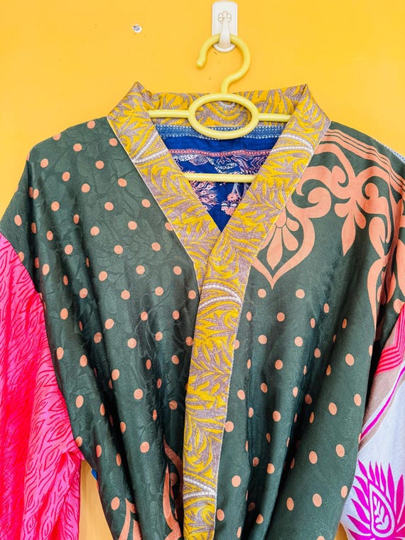 Vintage Boho Silk sari Kimono Jacket, Handmade Pa… - image 4