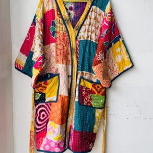 Kimono de patchwork Kantha hecho a mano, estilo bohemio, surtido: bata de baño vintage de algodón