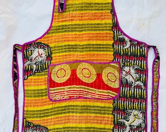 Delantal vintage acolchado de patchwork, hecho a mano en algodón, estilo bohemio.
