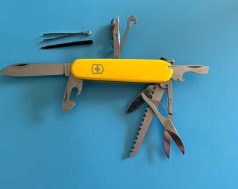 Victorinox Custom Huntsman Yellow Knife, by Messerspezi, free ship