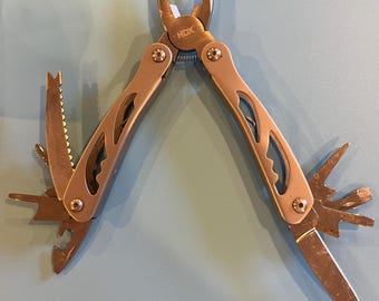 HDX Contractor Multi-tool, New, Pocket Knife, Saw, File, Pliers and more