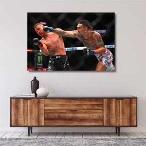 Max Holloway KO of Justin Gaethje UFC canvas Wall Art,Max Holloway print Poster,Gym Wall Decor,Fitness Wall Art,UFC Poster,Ready to Hang 399