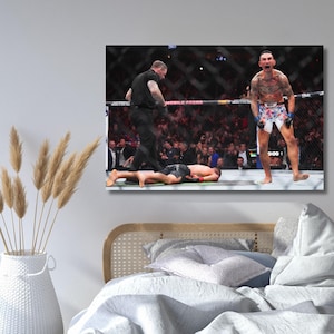 Max Holloway KO of Justin Gaethje UFC canvas Wall Art,Max Holloway print Poster,Gym Wall Decor,Fitness Wall Art,UFC Poster,Ready to Hang 131