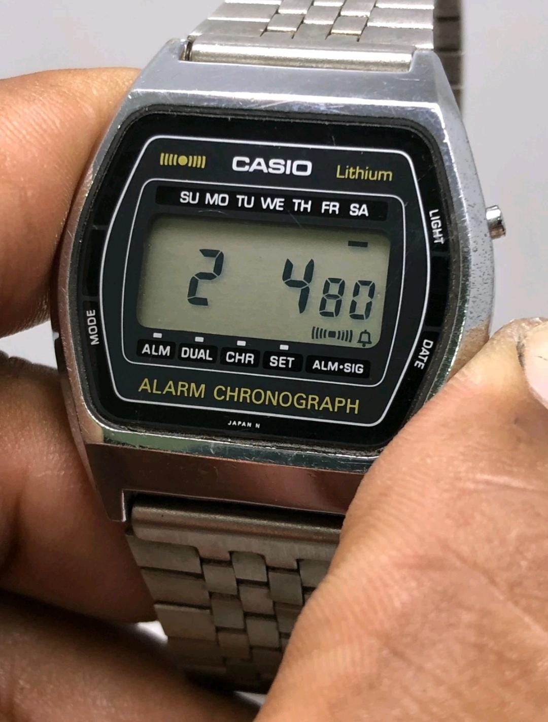 Vintage Casio 160 A657 Alarm Chronograph Digital Quartz Japan
