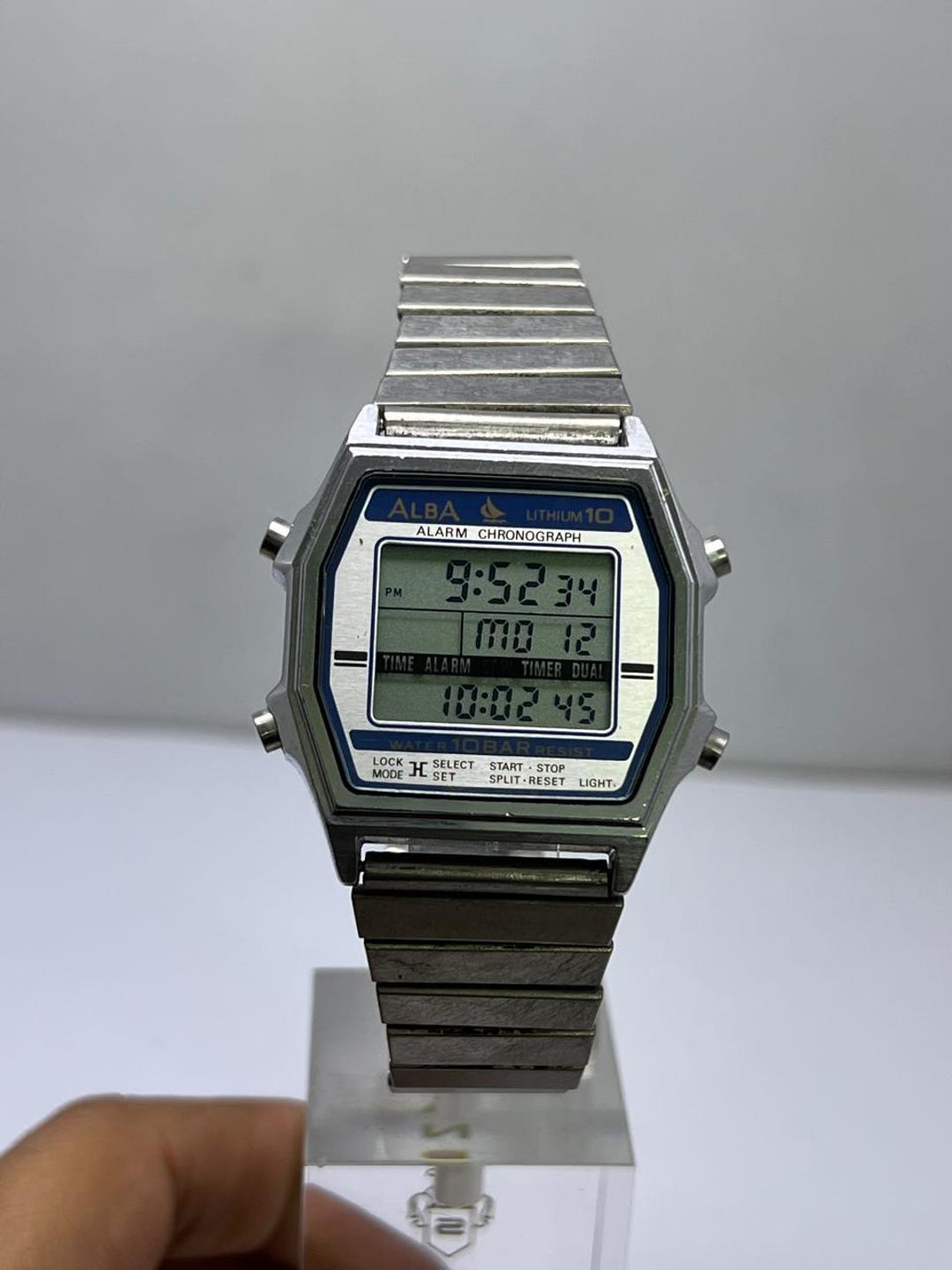Vintage Alba W041-5030 Alarm Chrono Digital Quartz Japan Men