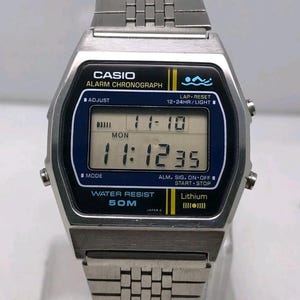 Vintage Casio Marlin 152 W-30 Alarm Chronograph Digital Quartz