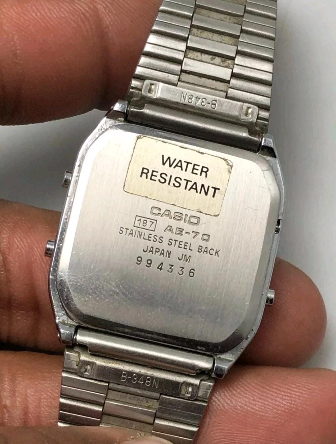 Vintage Casio 187 AE-70 Analog & Digital Quartz Japan Men's