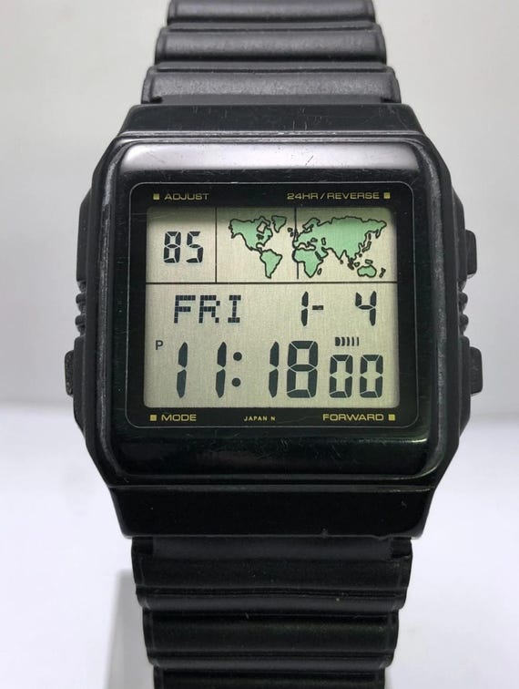 Vintage Casio 643 W-50U World Time & Map Digital Quartz Japan