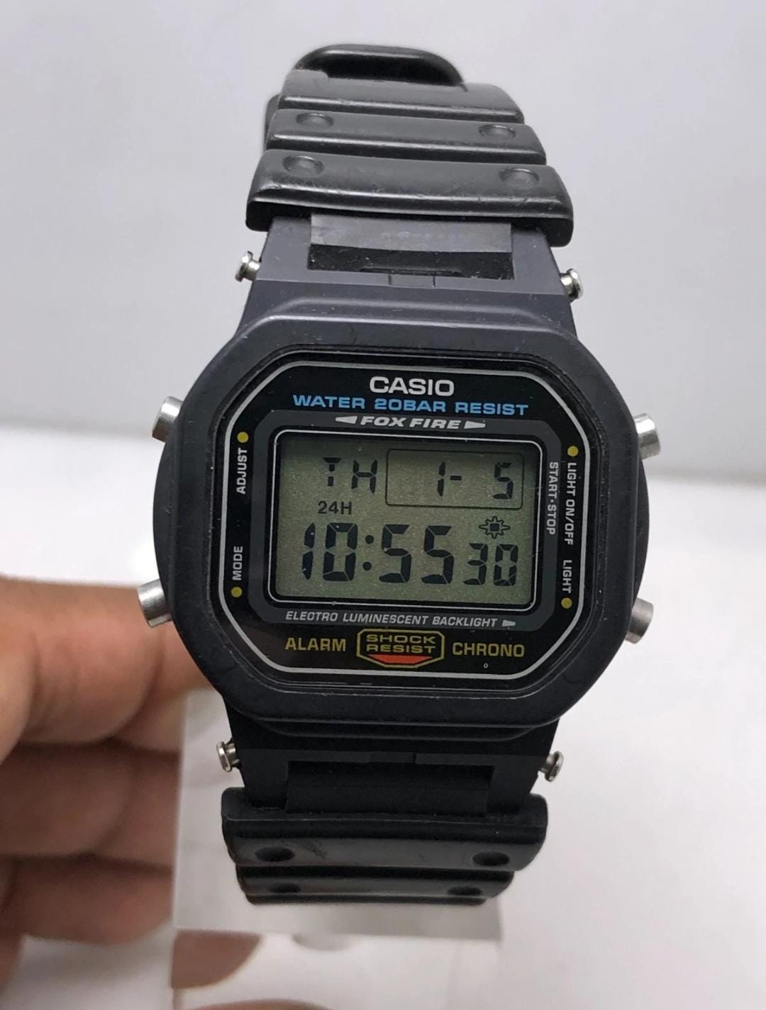レア物G-SHOCK DW-5600E ゴールド液晶 CASIO 1545初期 Gショック 希少