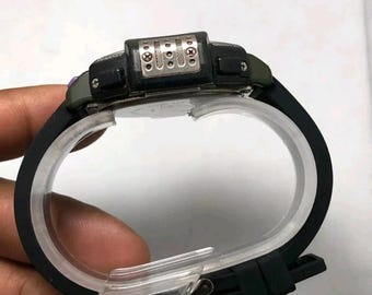 Vintage Casio Protrek 1471 PRT-40 Triple Sensor Digital Quartz