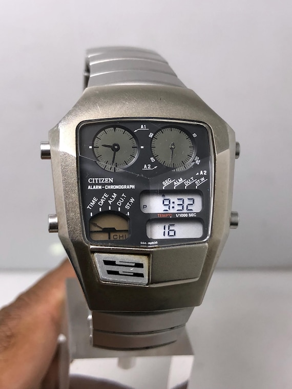 Vintage Citizen 8988-Q02047 Alarm Chronograph Ana-digi Quartz