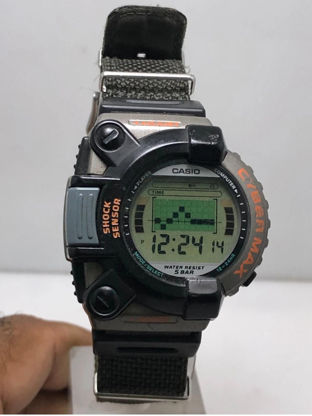 Vintage Casio G-shock 1456 JG-300 Cyber Max Sensors Digital Quartz