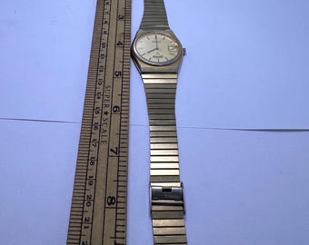 Vintage Seiko Majesta 9533-6000 Golden Dial Quartz Japan Men's