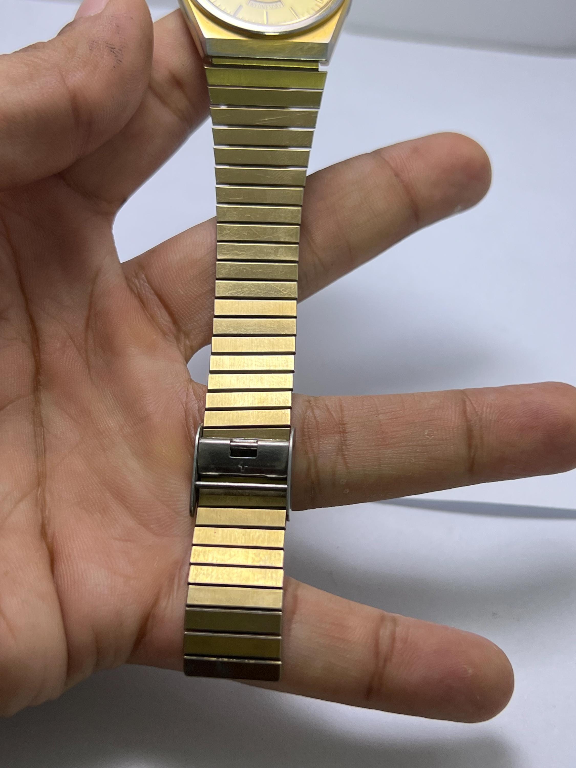 Vintage Seiko Majesta 9533-6000 Golden Dial Quartz Japan Men