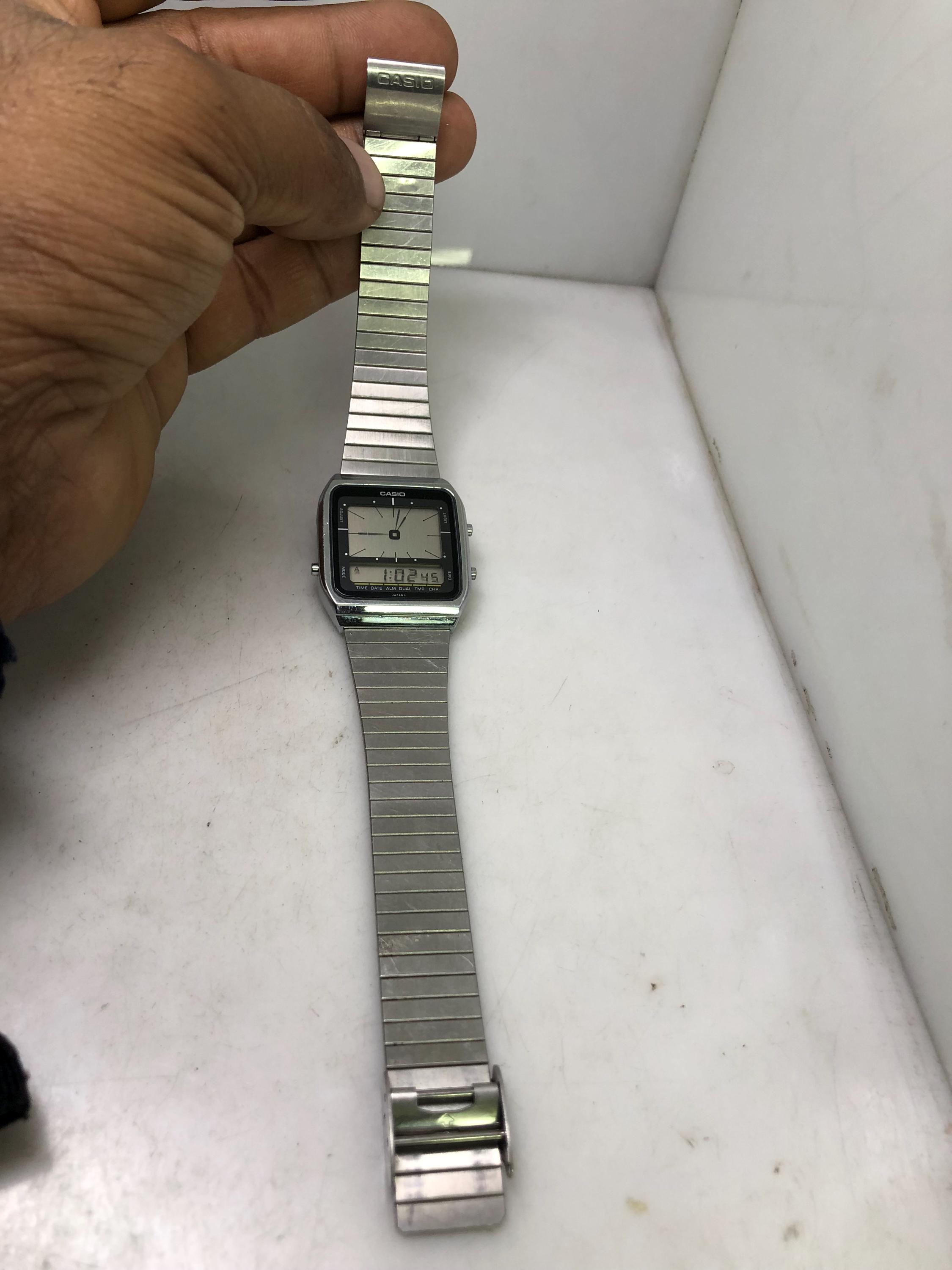 Vintage Casio 187 AE-70 Alarm Ana-digi Quartz Japan Men's